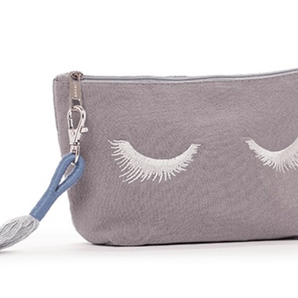 Monat Small Eyelash Cosmetic Case with Tassel